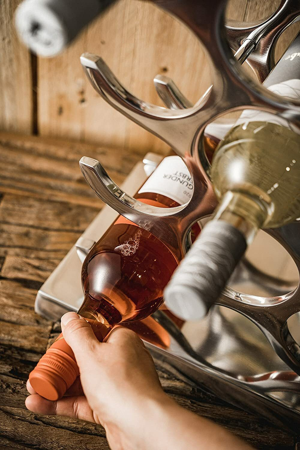 Modern Wine Bottle Stand Floor Standing Aluminium Bottle Silver Wine Rack Drinks