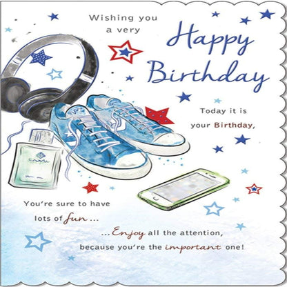 Piccadilly Greetings Traditional Birthday Card   -    7  x   5  inches